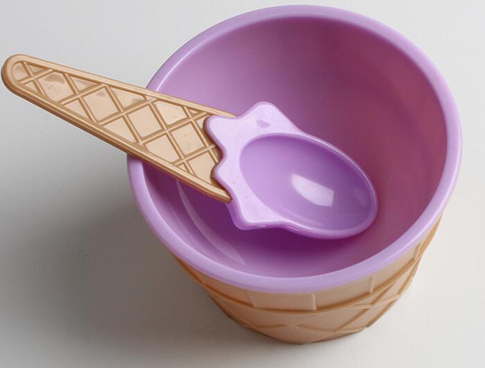 Ice-cream cup with spoon(图6)