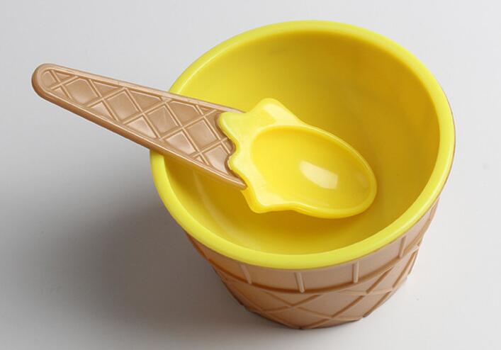 Ice-cream cup with spoon(图3)