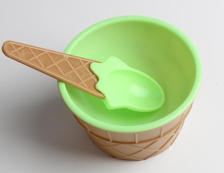 Ice-cream cup with spoon(图4)