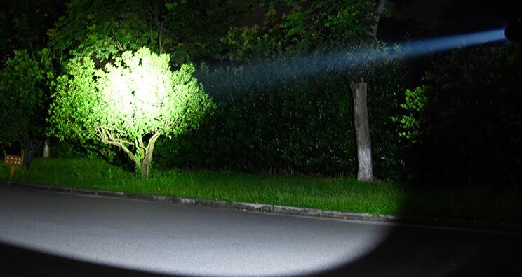 Spot Light(图2) Spot Light(图2)